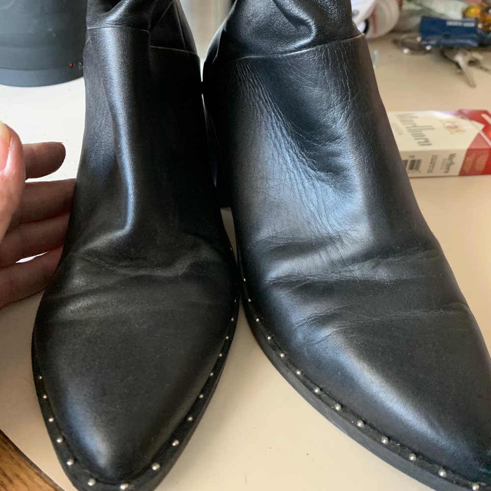 Black Boots Size 8m